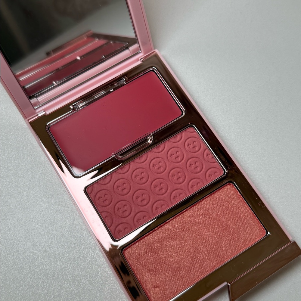 One size beauty cheek clapper blush palette